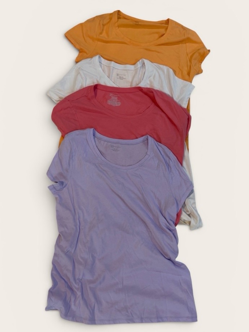 No Boundaries Women’s T-Shirt Bundle 4 Pack XL & 2XL Short Sleeve Crew Neck Tops
